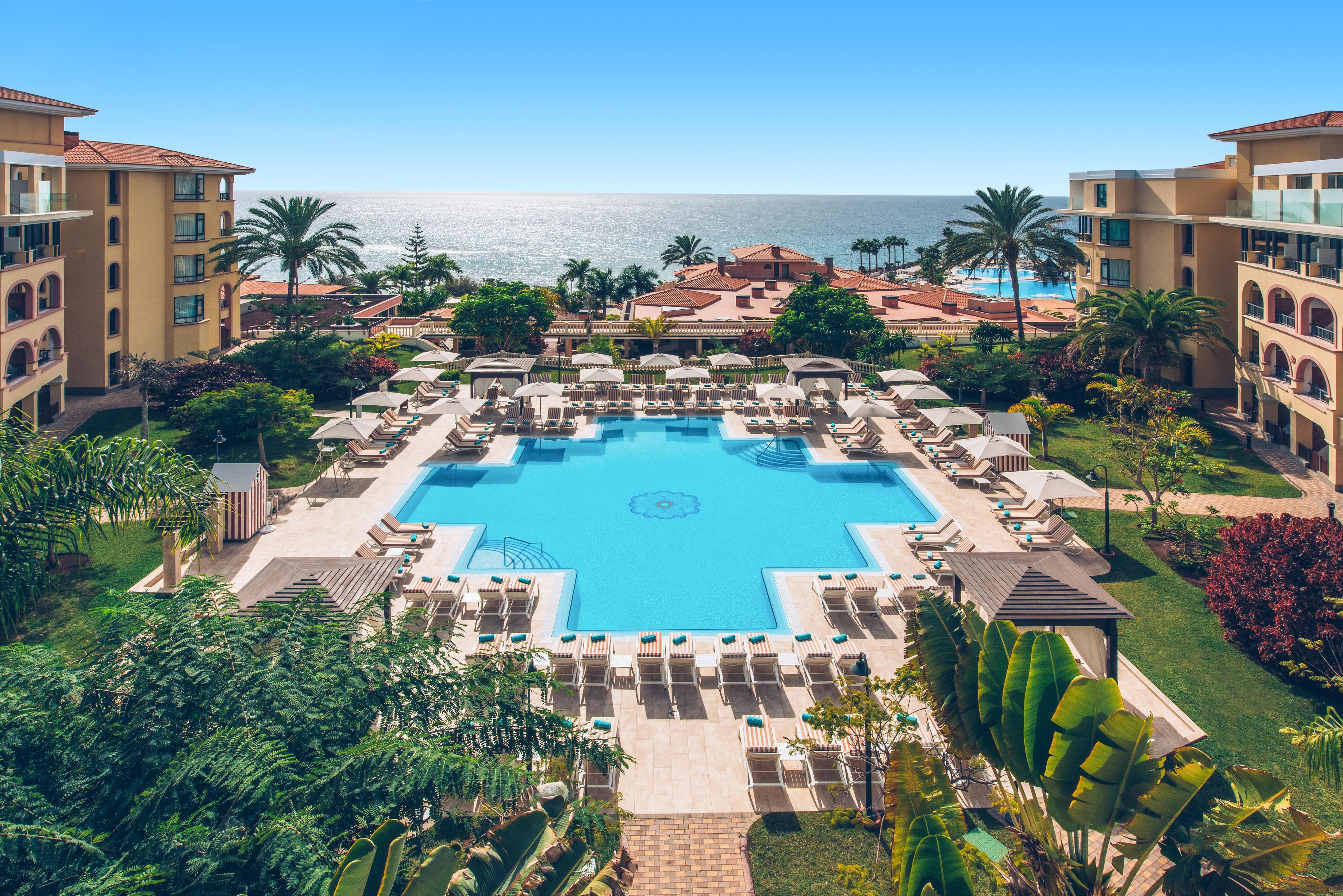 Hotels  Bahía del Duque, Adeje, Tenerife